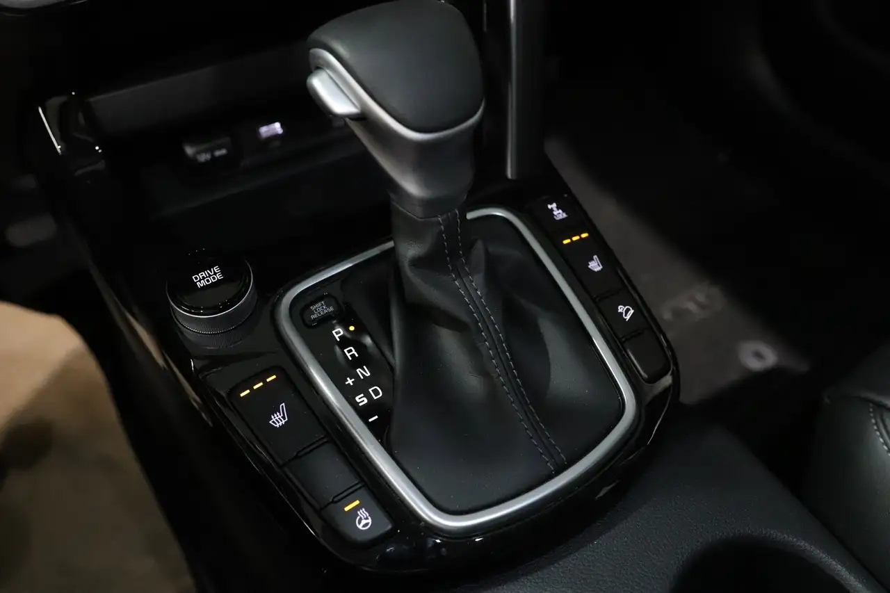 Kia Seltos снимка Kia Seltos