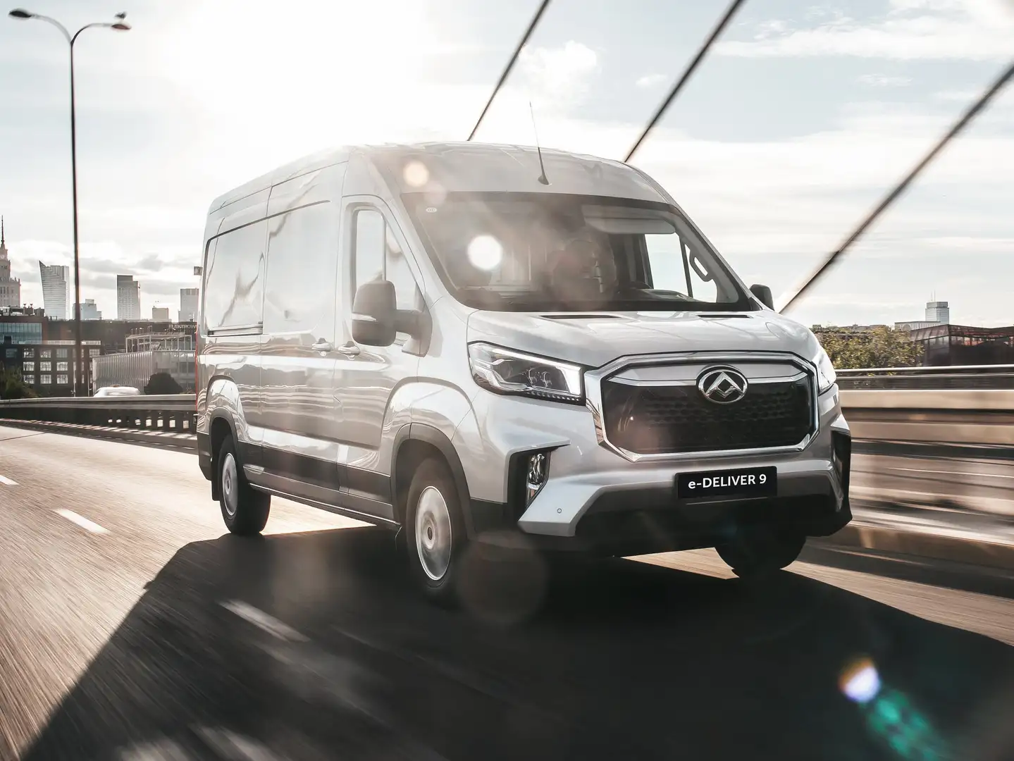 Maxus eDeliver 9 eDeliver 9 L3H2 (72 kWh) Fehér - 1