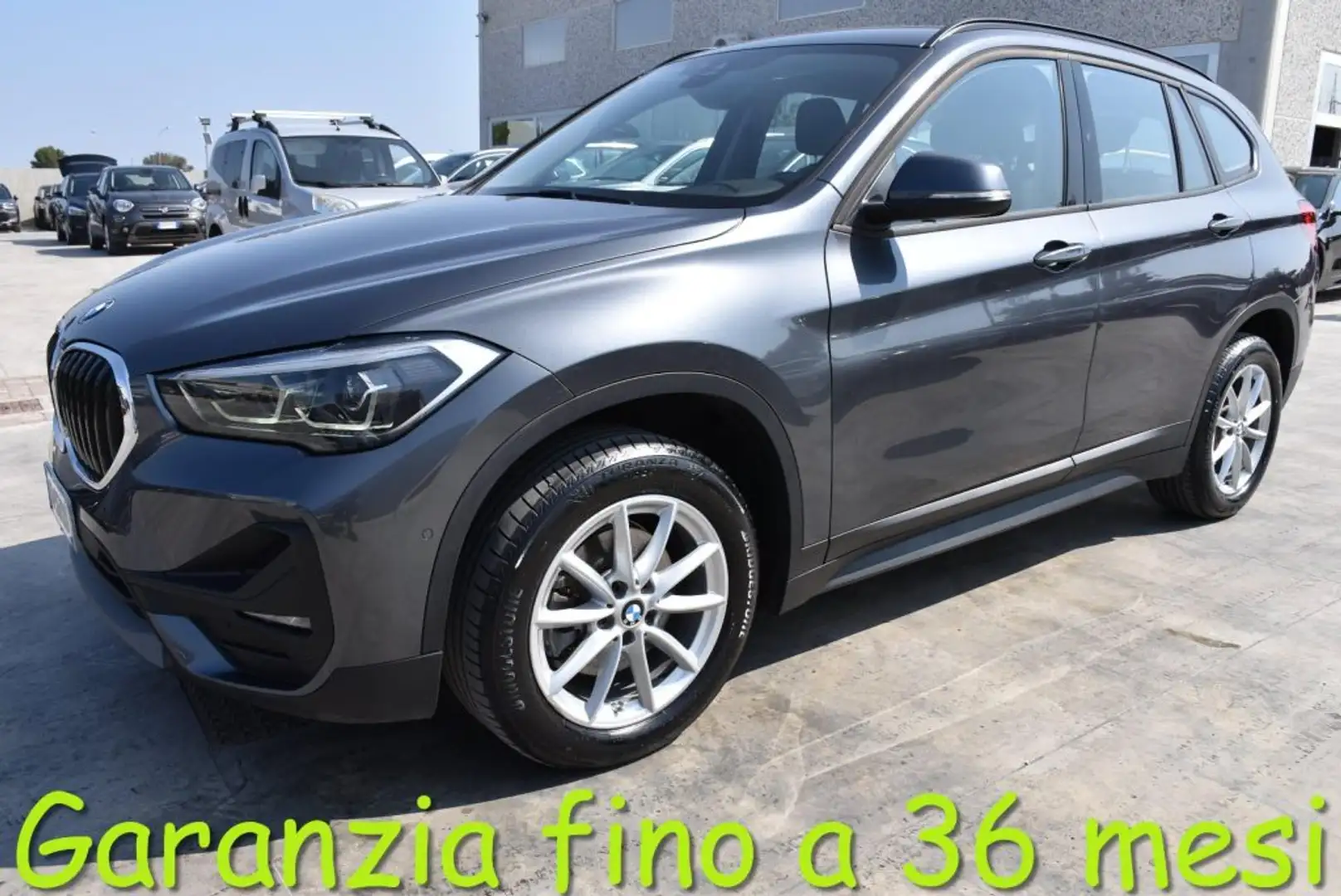 BMW X1 sDrive18d Business Advantage Gris - 1