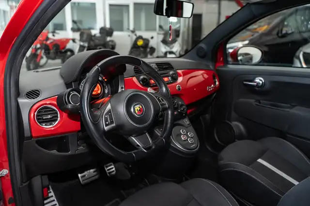 Abarth 500C view 9