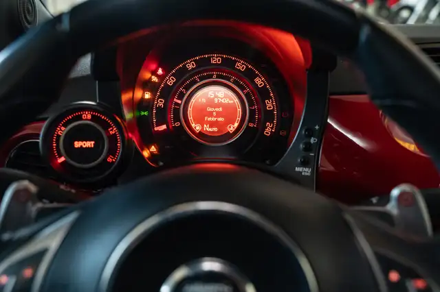 Abarth 500C view 15