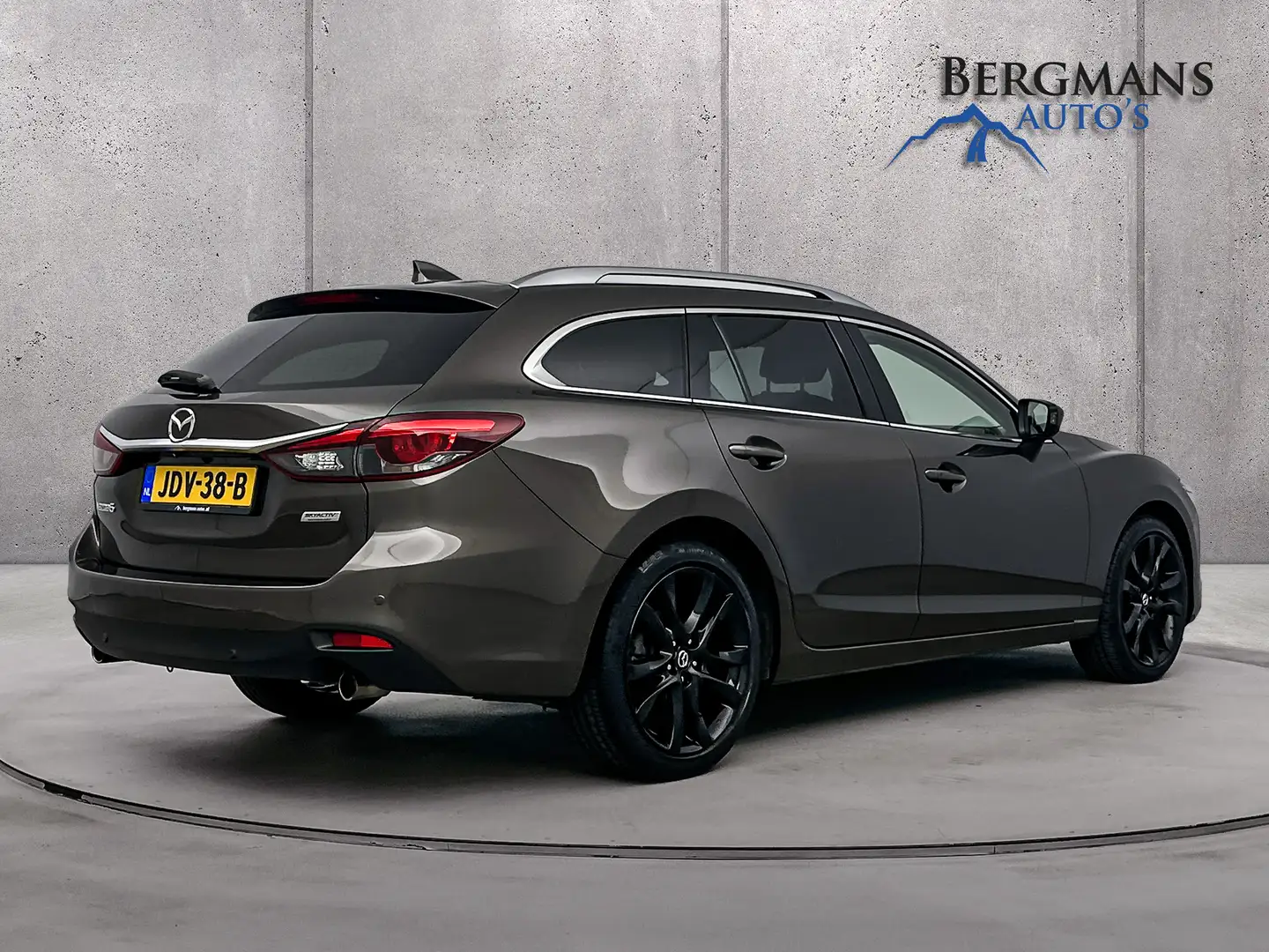 Mazda 6 Sportbreak // 2.0 SkyActiv-G 165 GT-M // LEDER // Marrone - 2