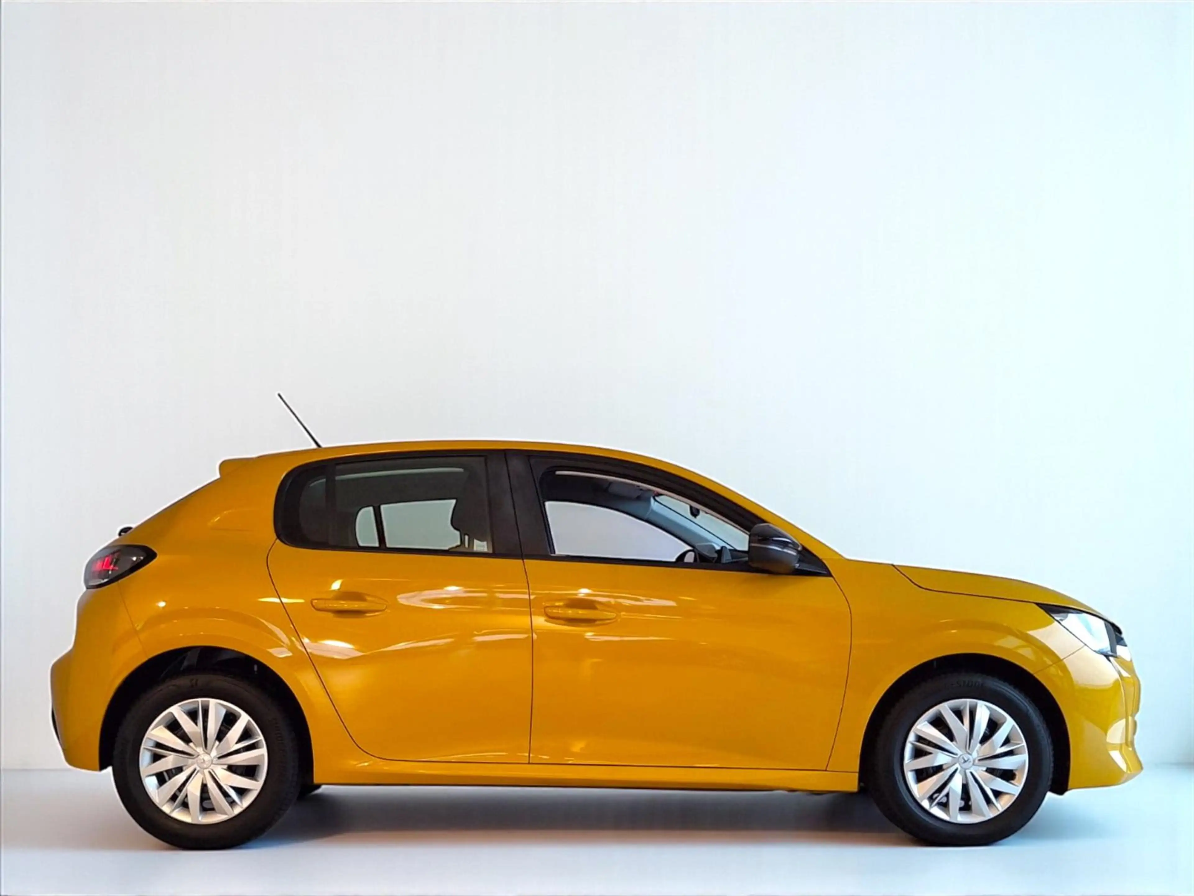 Peugeot 208 1.2 75pk Active AC CRUISE CARPLAY — photo 9