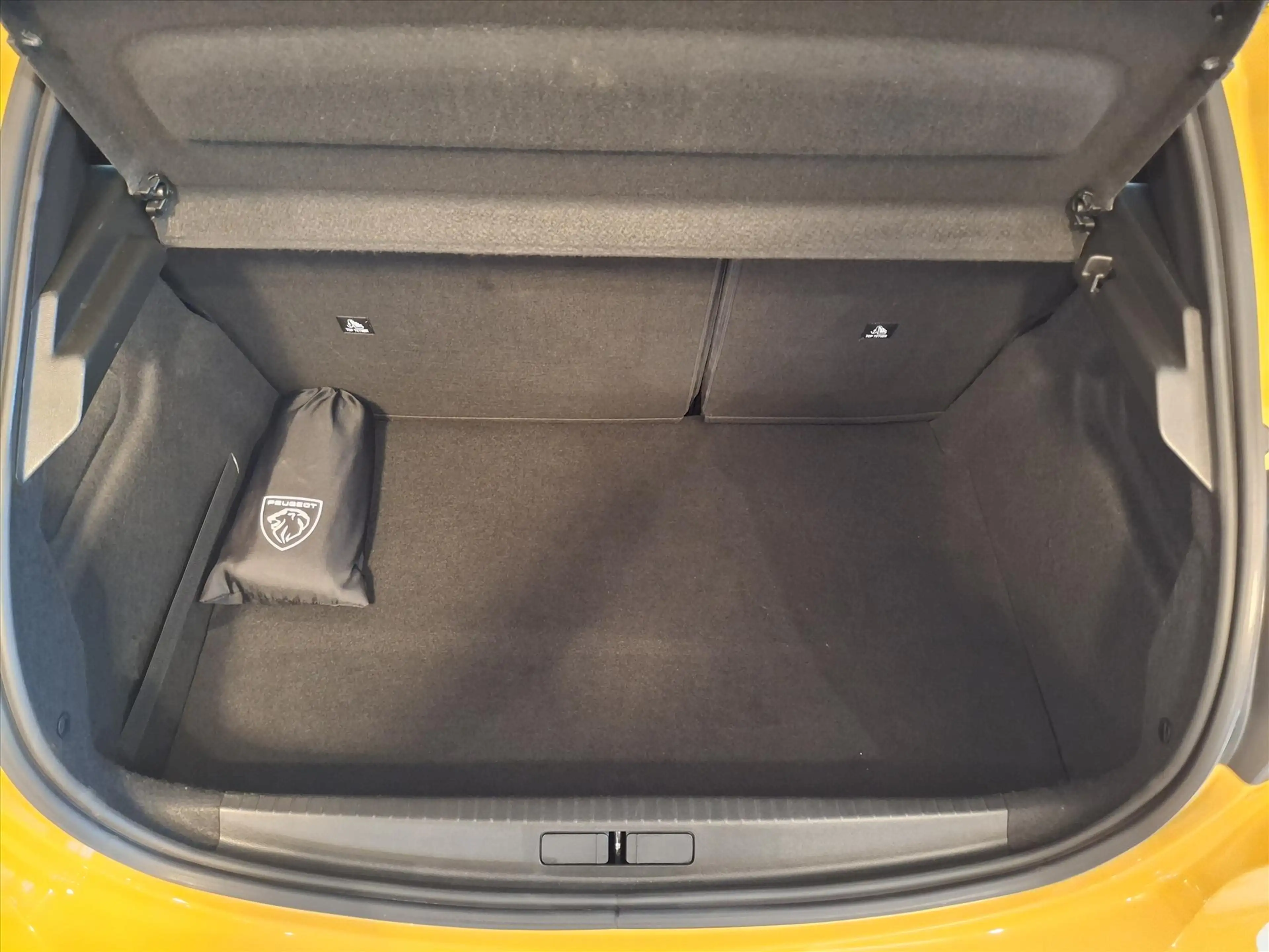 Peugeot 208 1.2 75pk Active AC CRUISE CARPLAY — photo 13