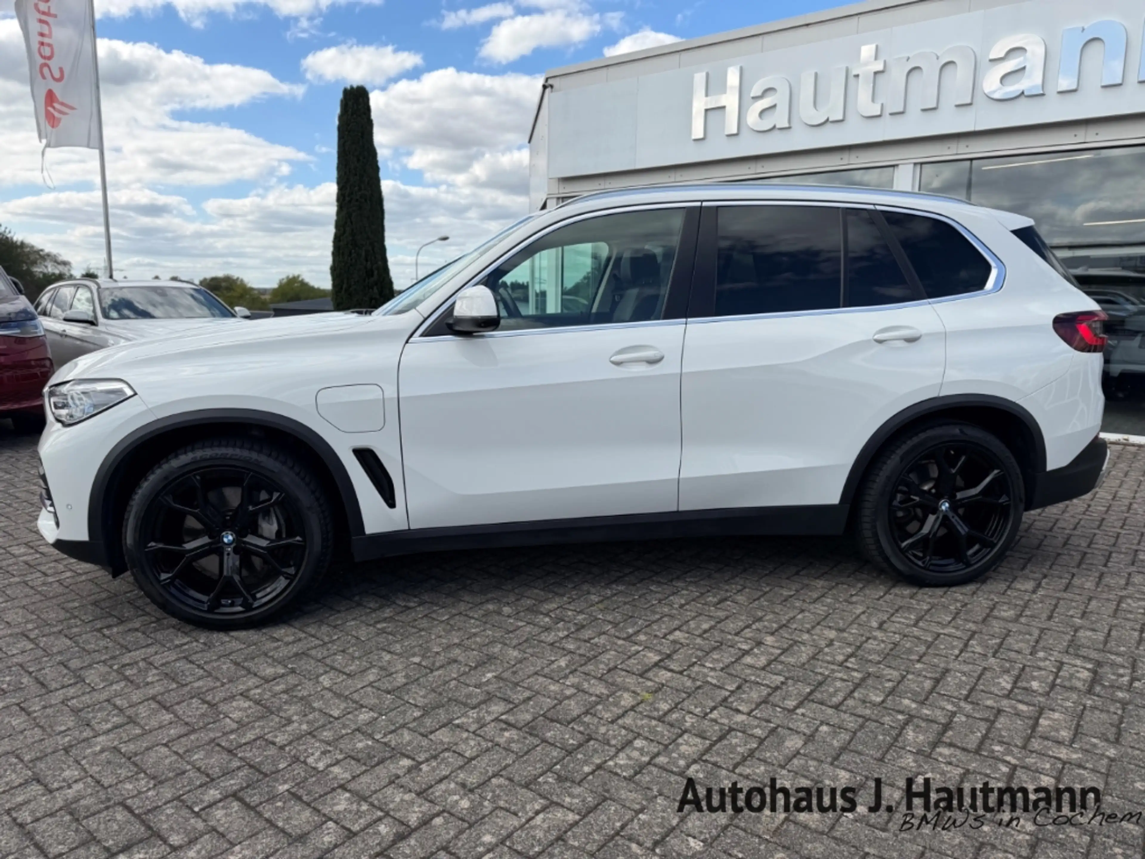 BMW X5 xDrive 45e *LASER*PANO*360°*LUFTF.*H&K* — photo 4