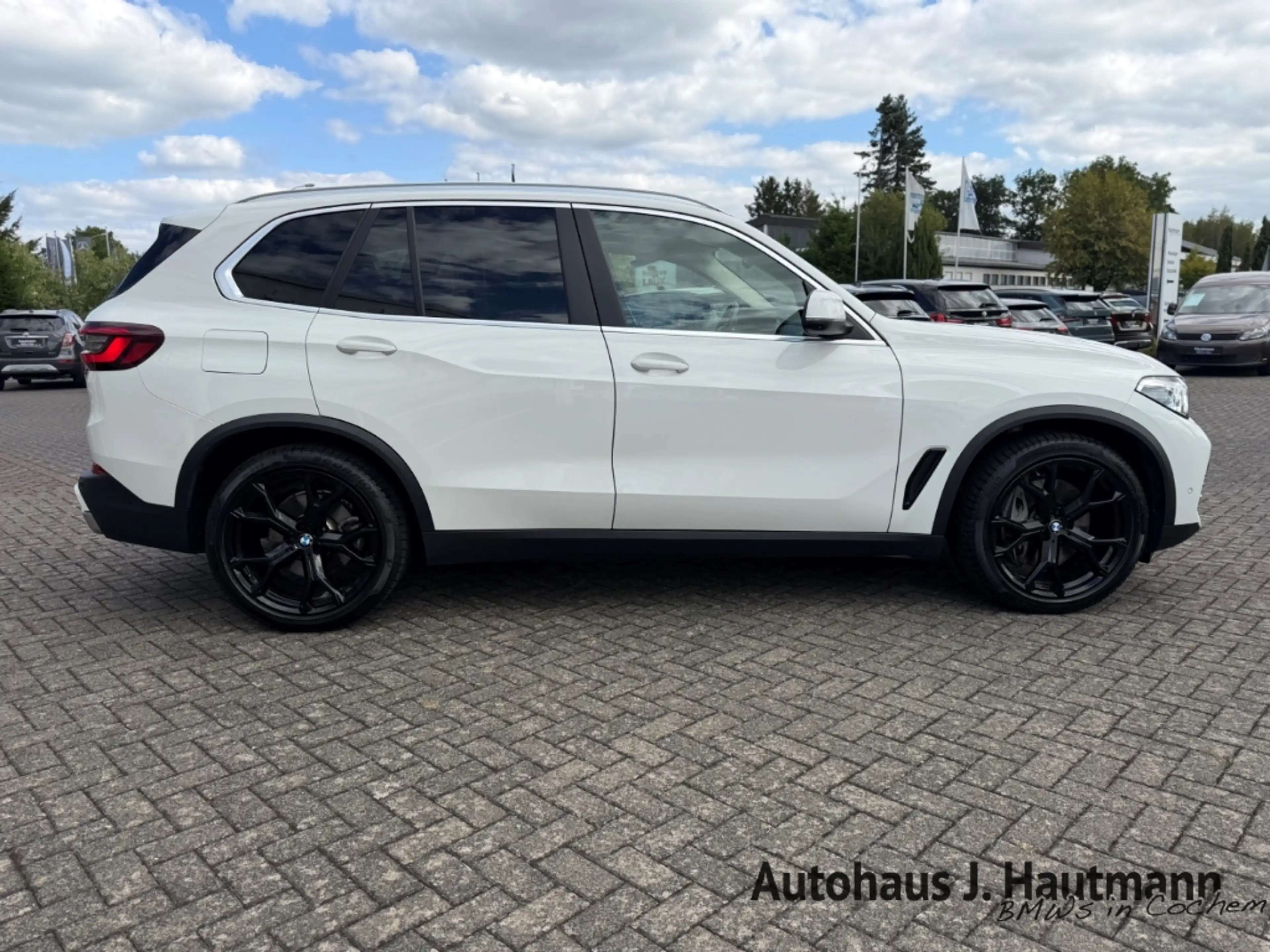 BMW X5 xDrive 45e *LASER*PANO*360°*LUFTF.*H&K* — photo 9