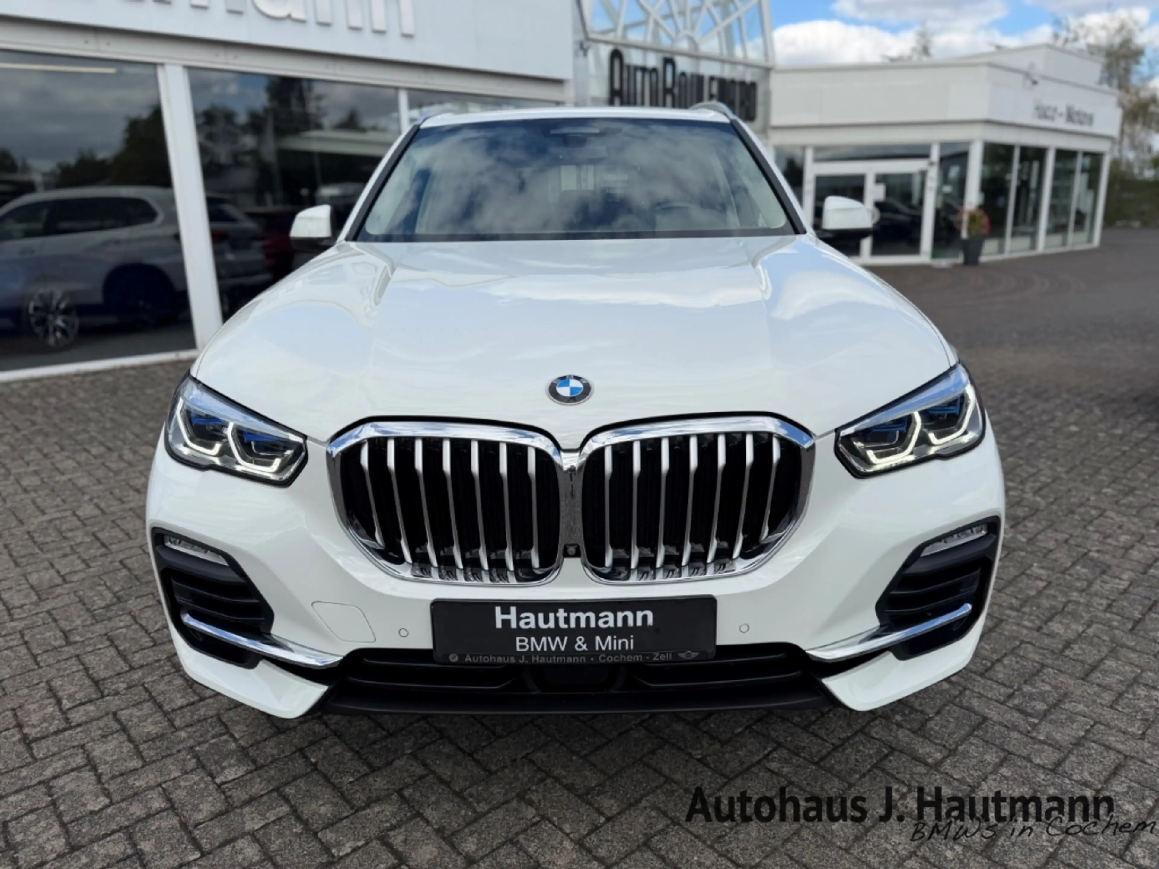 BMW X5 xDrive 45e *LASER*PANO*360°*LUFTF.*H&K* — photo 2