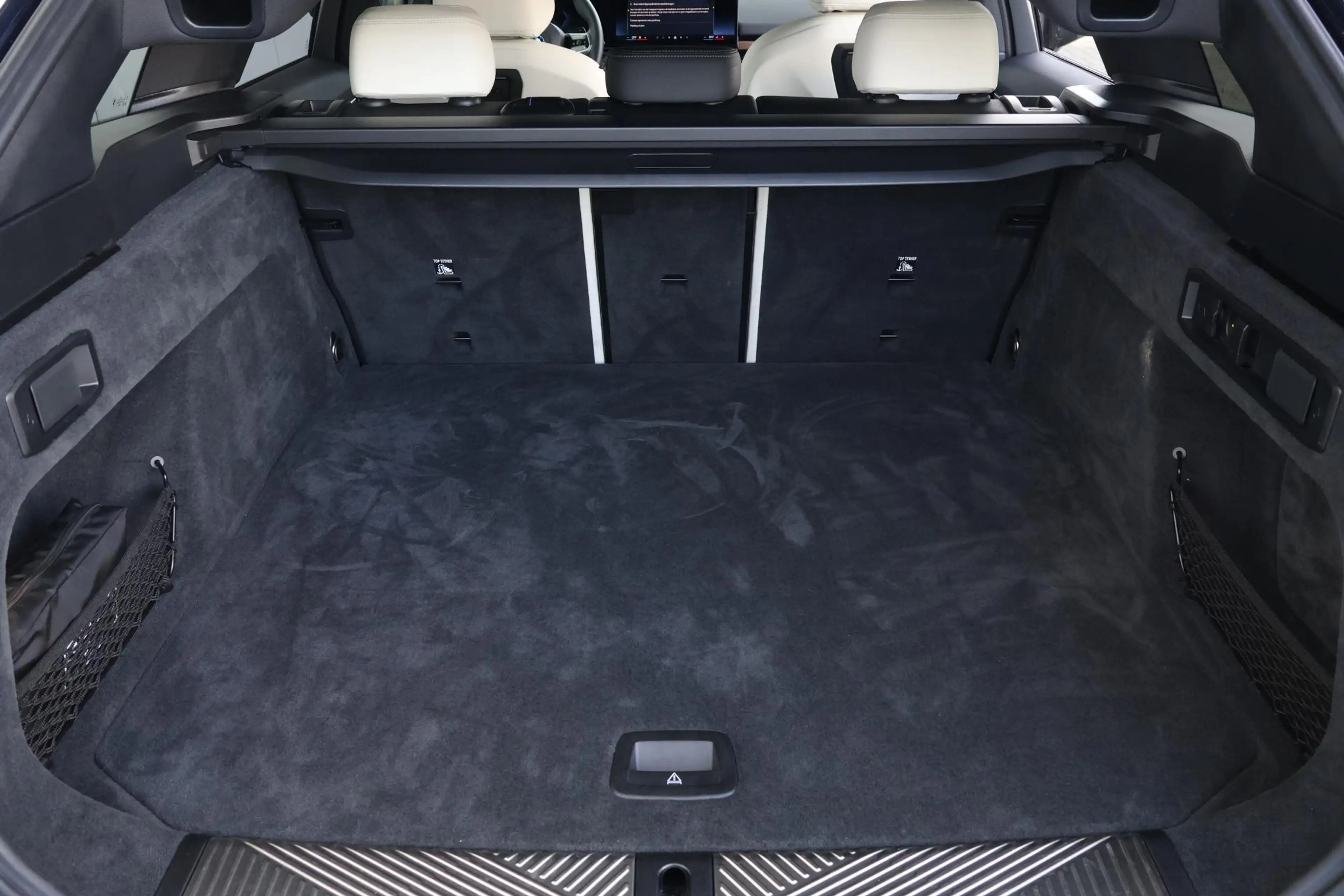 BMW 550 5-serie Touring 550e xDrive | SoH 100% | Sport Pak — photo 13