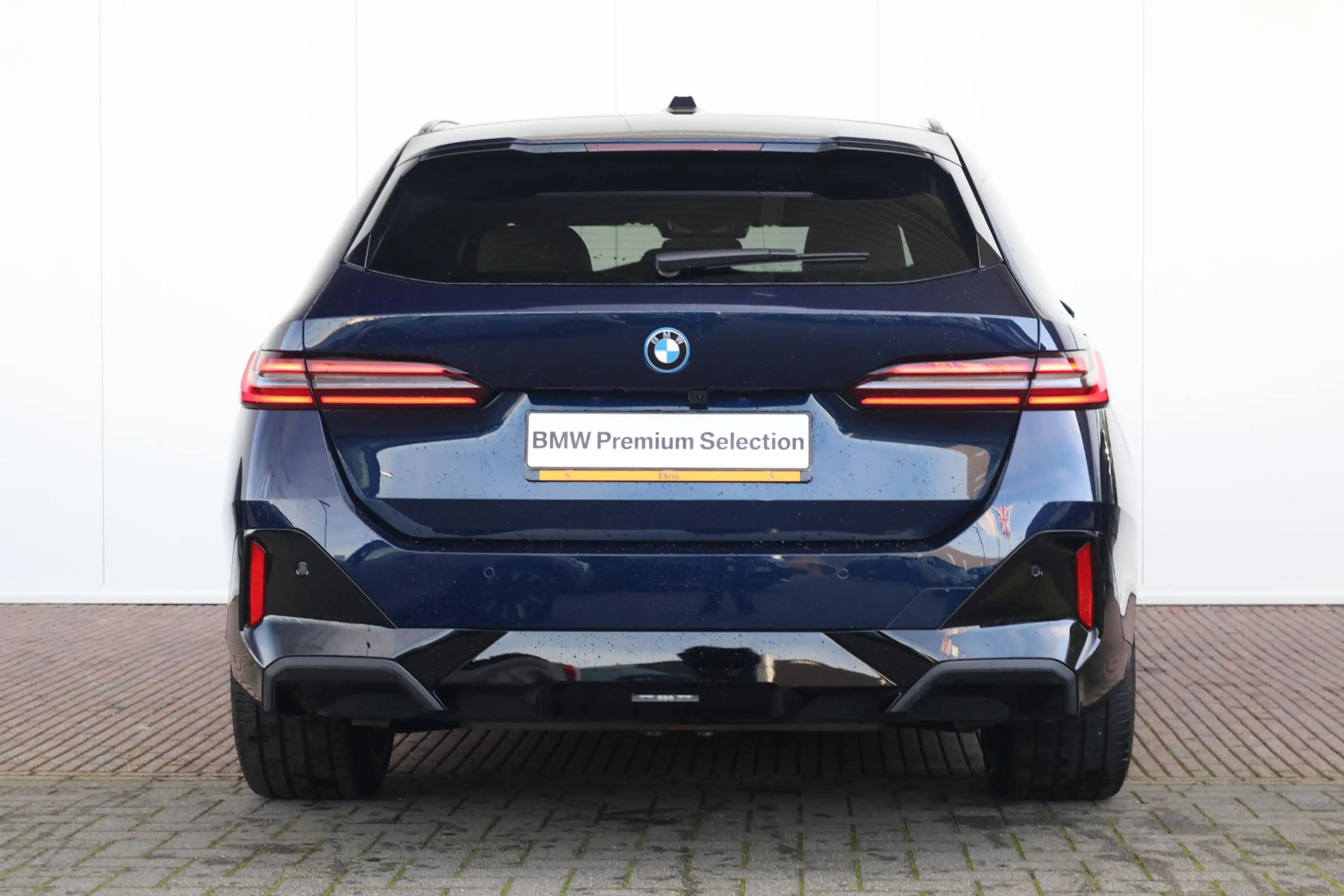 BMW 550 5-serie Touring 550e xDrive | SoH 100% | Sport Pak — photo 4