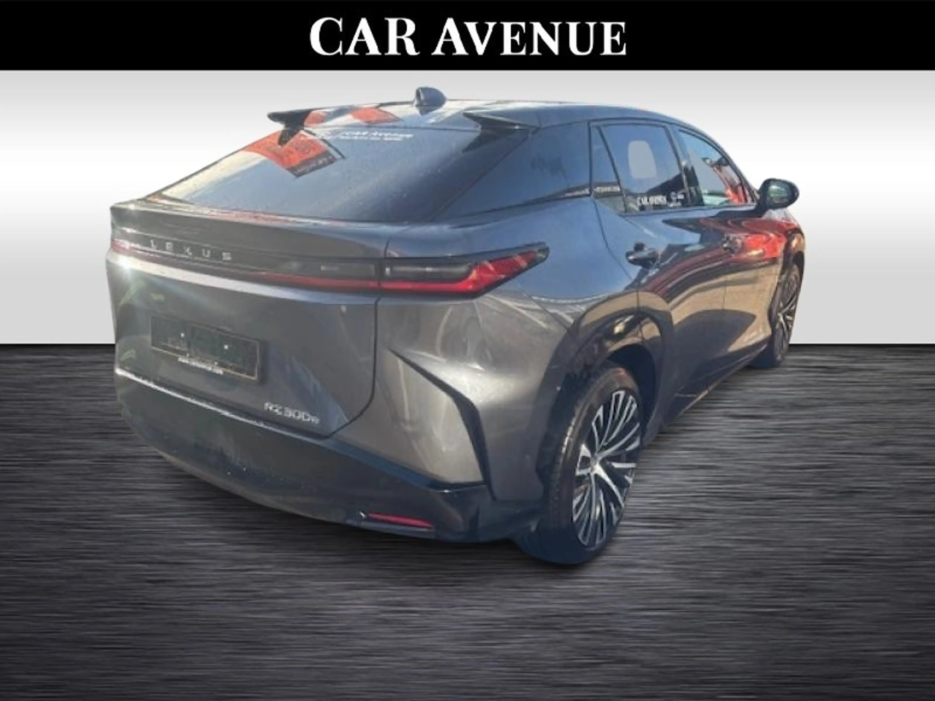 Lexus RZ RZ300e Privilege Lexus NX 350h FWD – Hybride – — photo 4
