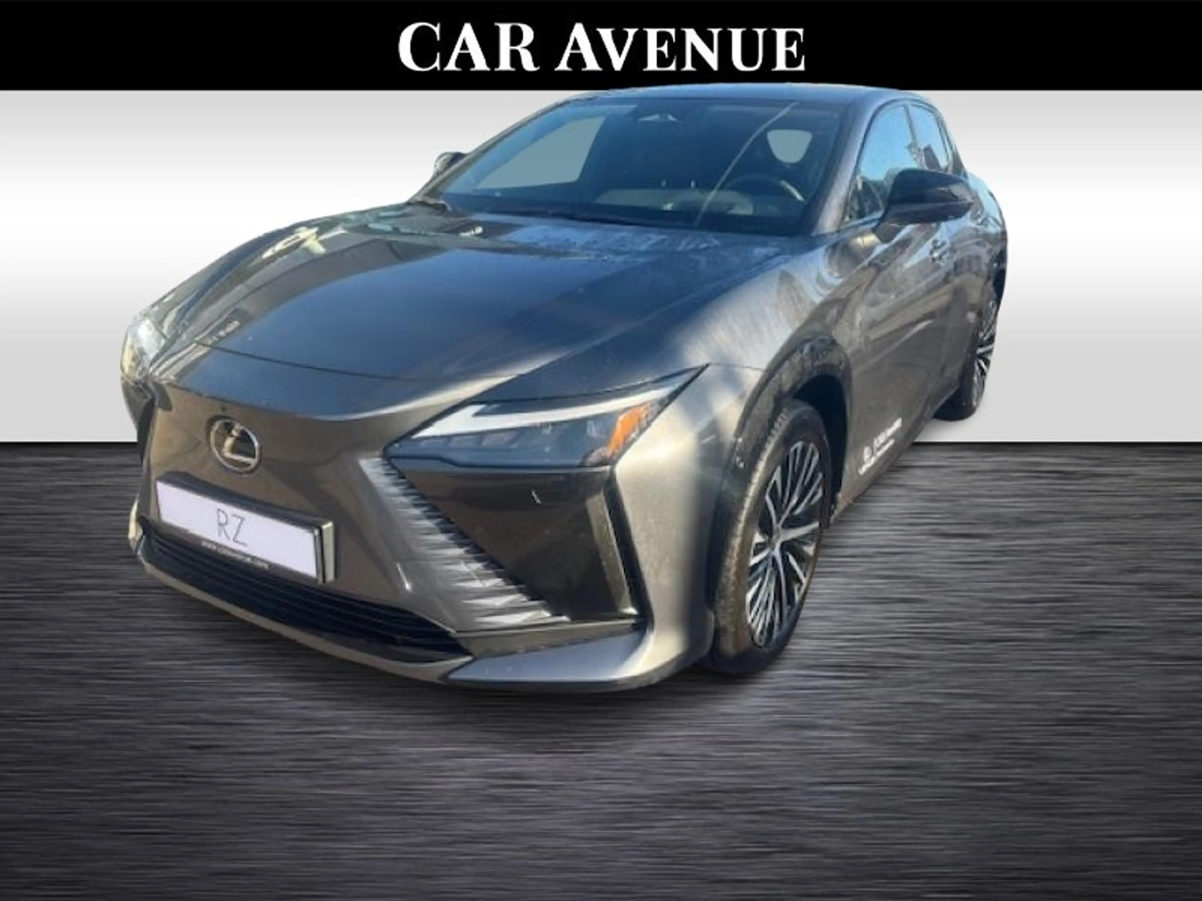 Lexus RZ RZ300e Privilege Lexus NX 350h FWD – Hybride –