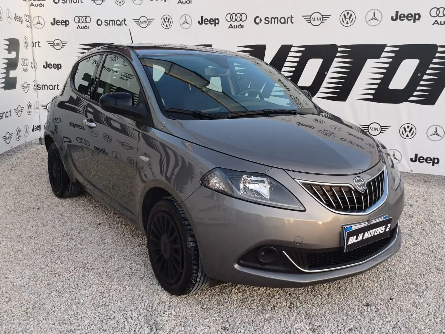 Lancia Ypsilon Ypsilon 1.0 firefly hybrid Silver s Grigio - 2