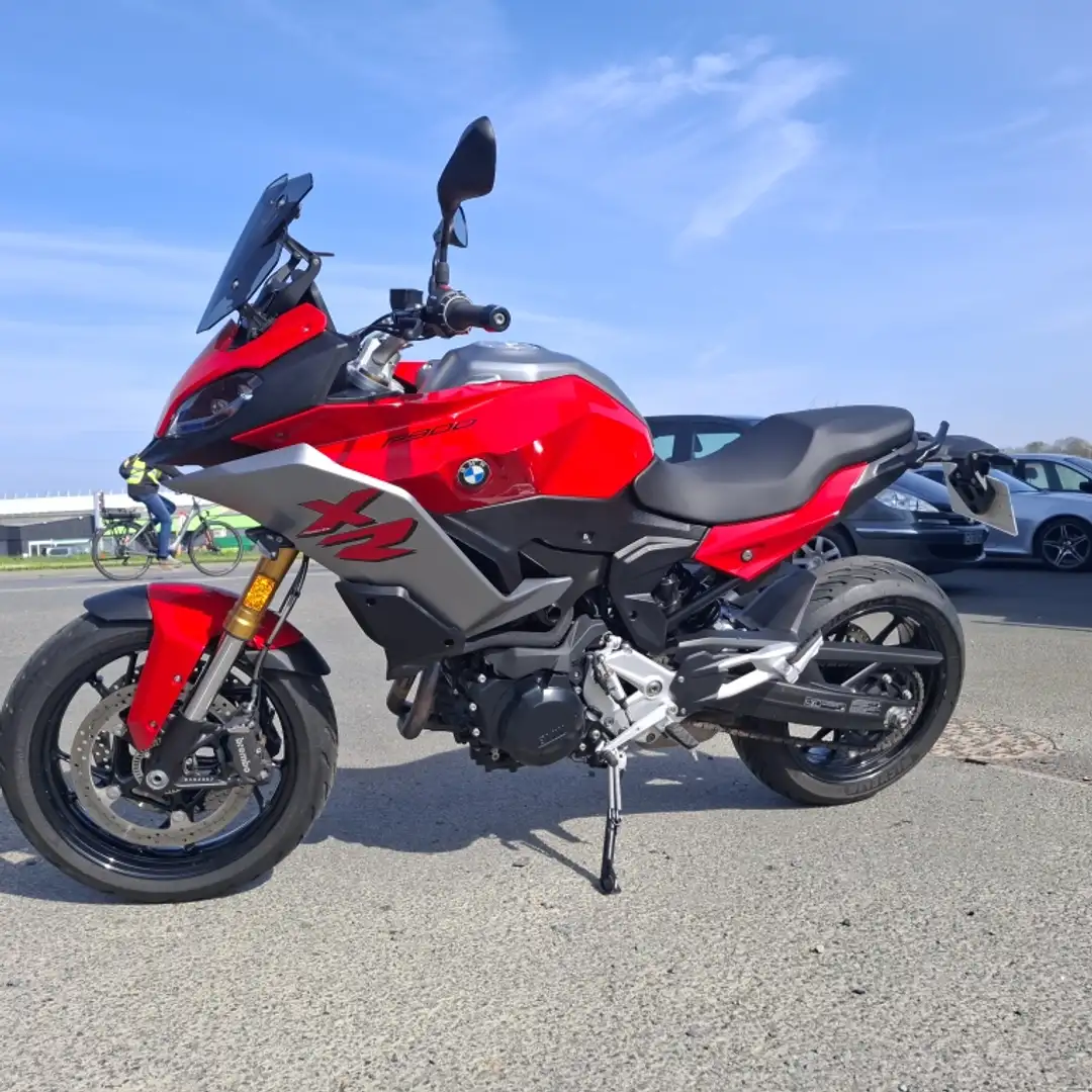 BMW F 900 XR Rojo - 1