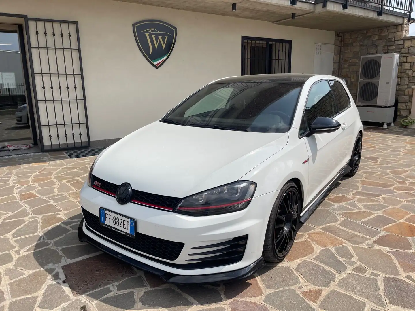 Volkswagen Golf GTI Golf GTI Performance 2.0 TSI 3p. BlueMotion Techno Bianco - 2