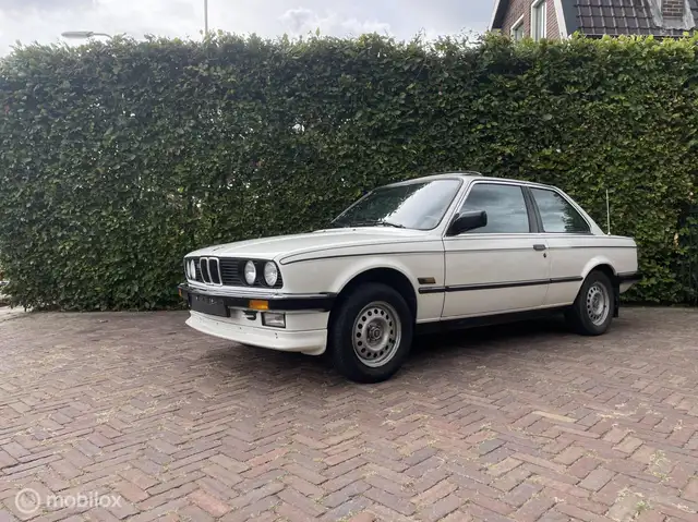 BMW 316 3-serie E30 316i 1.8L Zeer Origineel|Schuifdak|Uni