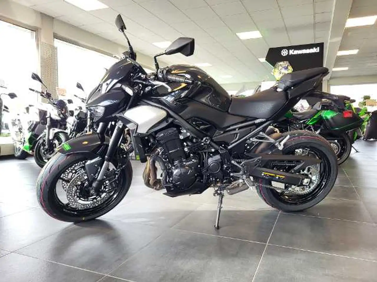 Kawasaki Z 900 Z 900 Noir - 2
