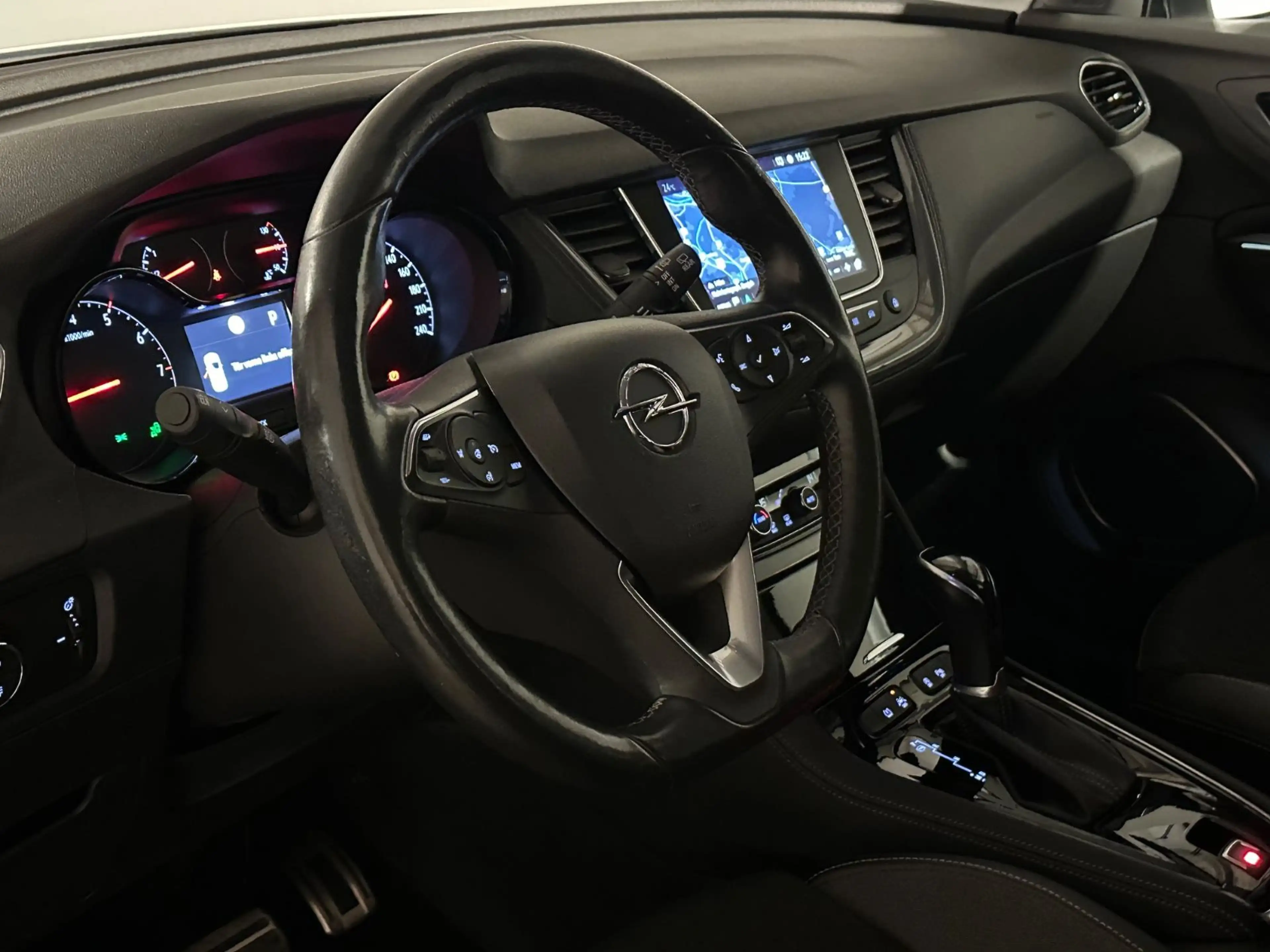 Opel Grandland X 120 Jahre *Tempo,Carplay,360°,LED* — photo 15