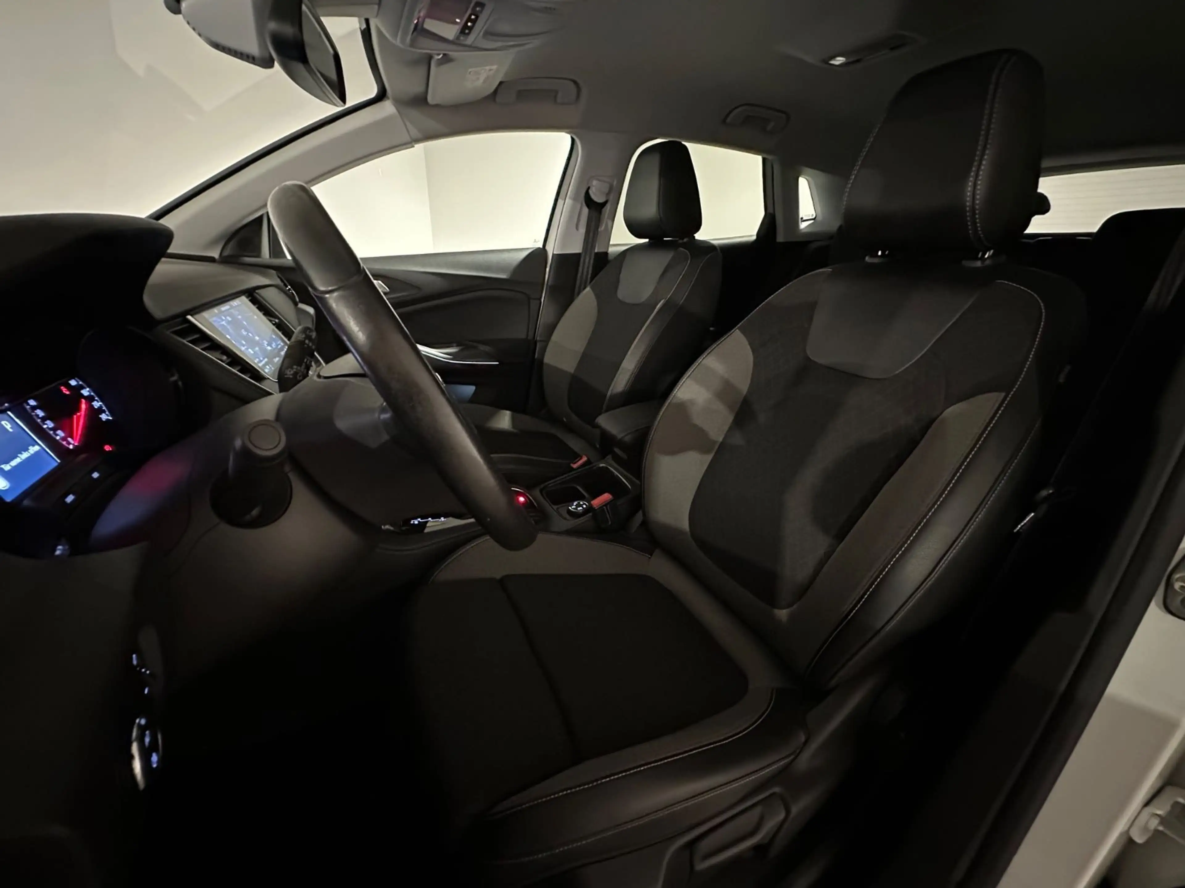 Opel Grandland X 120 Jahre *Tempo,Carplay,360°,LED* — photo 12