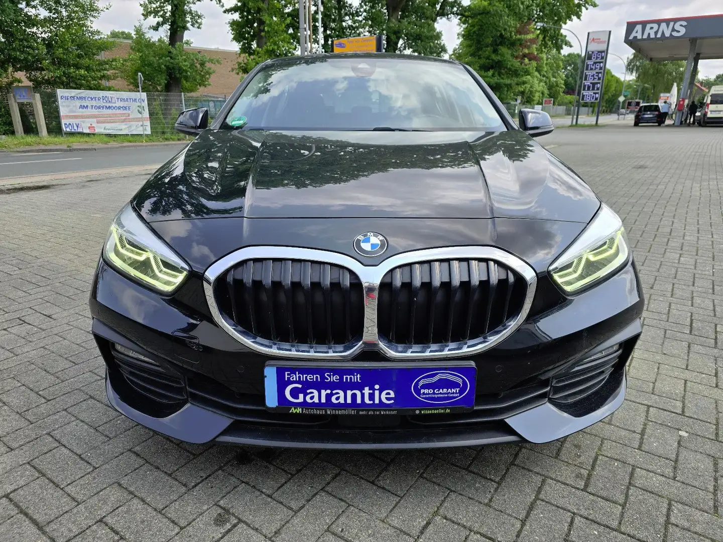 BMW 116 d Advantage,LED,Navi,PDC,Temp,Sitzh Schwarz - 1