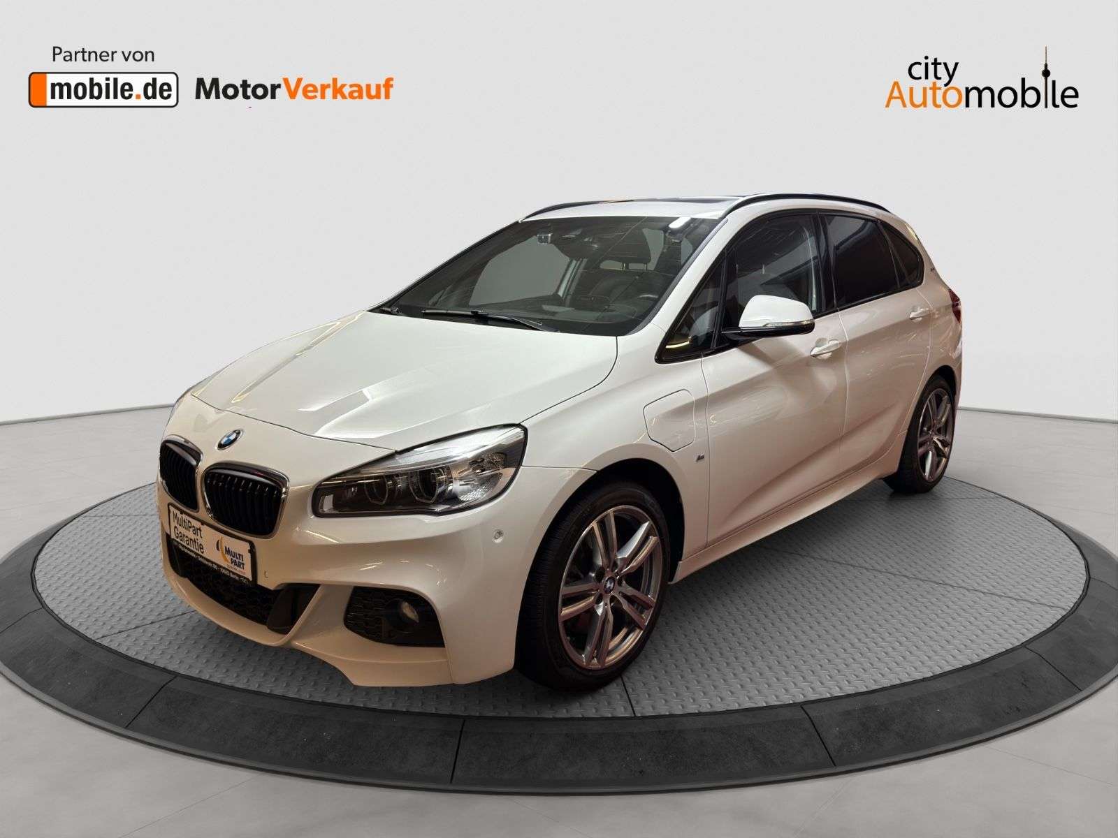 2016 BMW 225