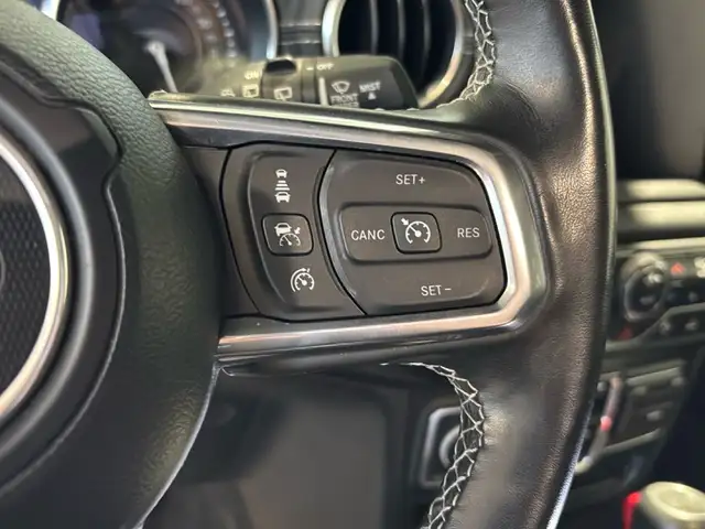 Jeep Wrangler view 11