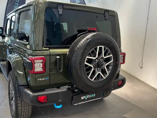 Jeep Wrangler view 5