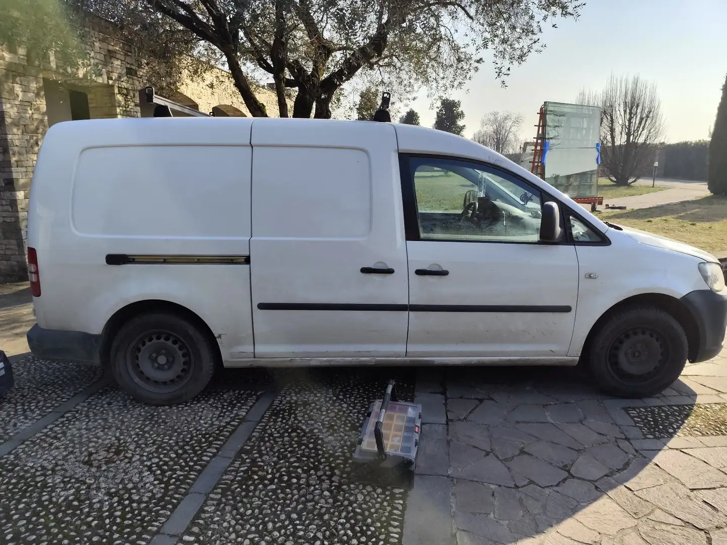 Volkswagen Caddy - 1