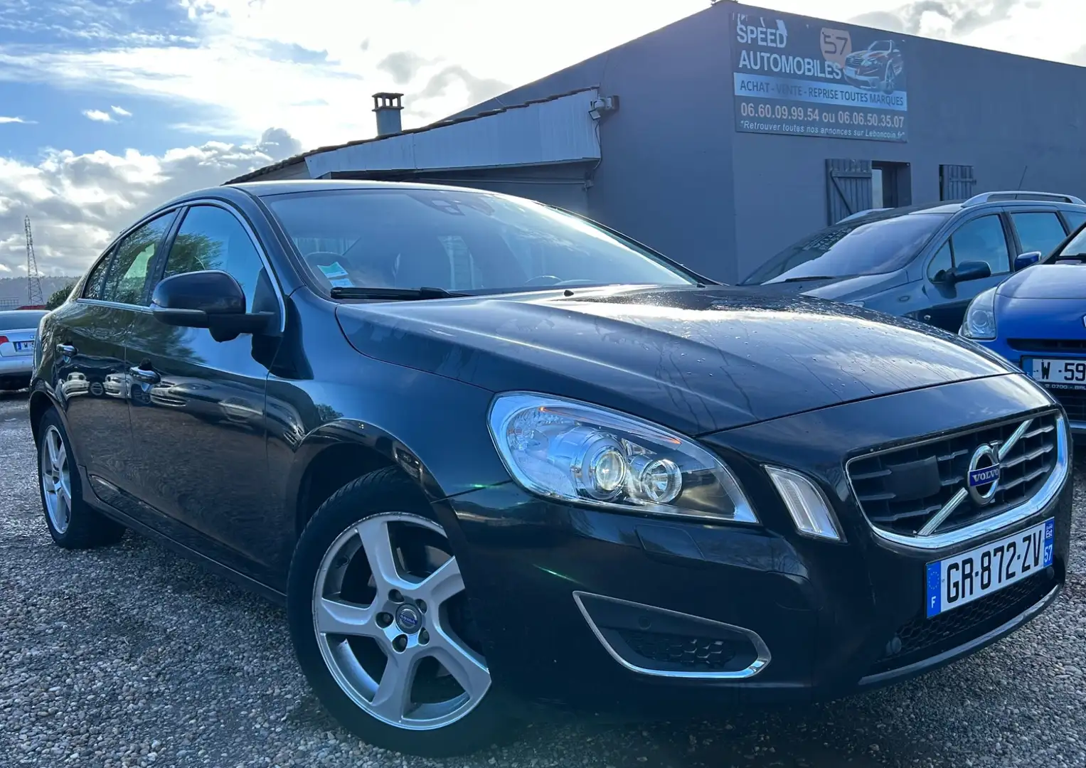 Volvo S60 Summum Geartronic A Fekete - 1