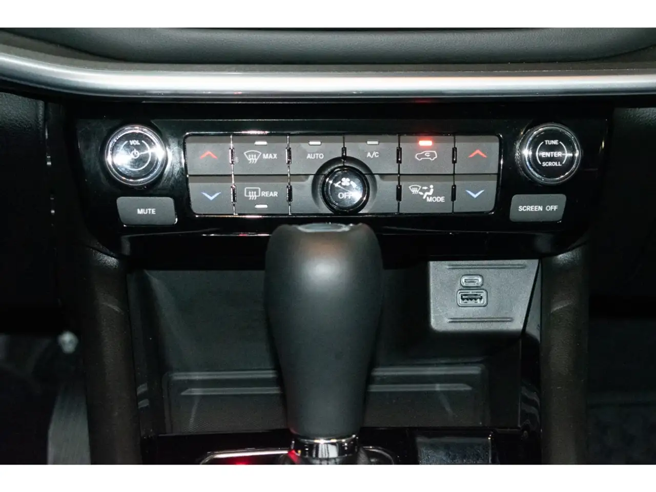 Jeep Compass Limited e-Hybrid Navi Digitales Cockpit Soundsyste 9