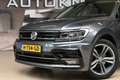 Volkswagen Tiguan 1.4 TSI 150pk Highline Business R | Panoramadak | Grijs - thumbnail 2