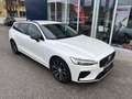 Volvo V60 Plus Dark Recharge Plug-In Hybrid AWD *22.000km* Weiß - thumbnail 1