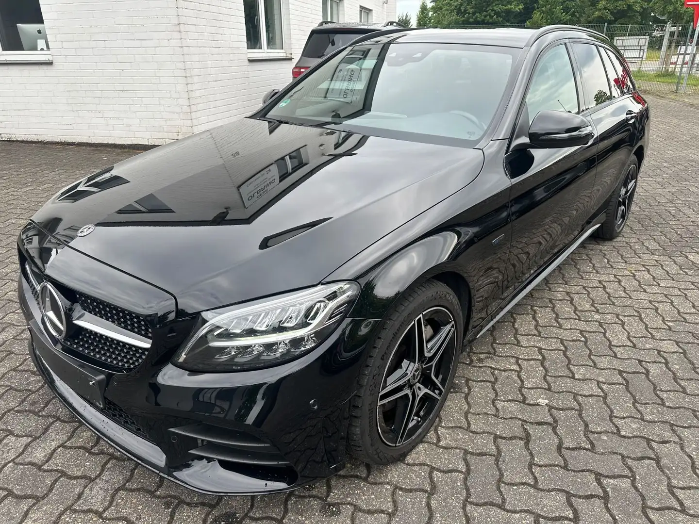 Mercedes-Benz C 300 de T 9G AMG Line LED NightPaket Kamera AHK Zwart - 1