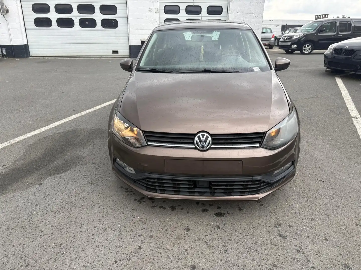 Volkswagen Polo 1.4 CR TDi accidenté portes EURO6 Hnědá - 1