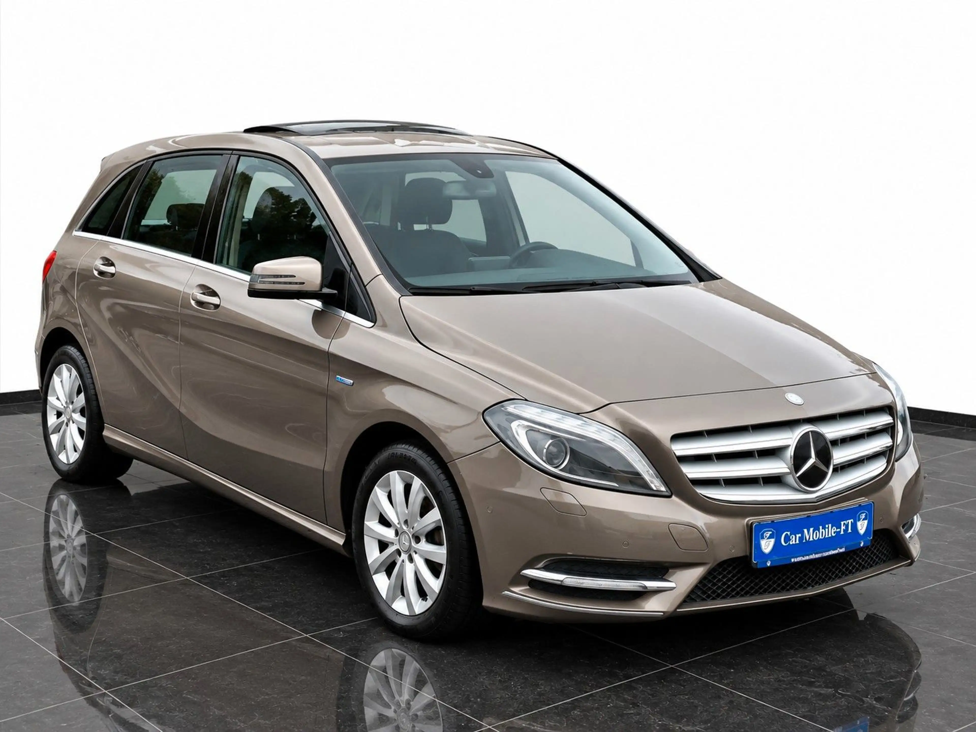 Mercedes-Benz B 200 *AUTOMATIK*BI-XENON*TEMPOMAT*KLIMA*PDC V-H* — photo 3