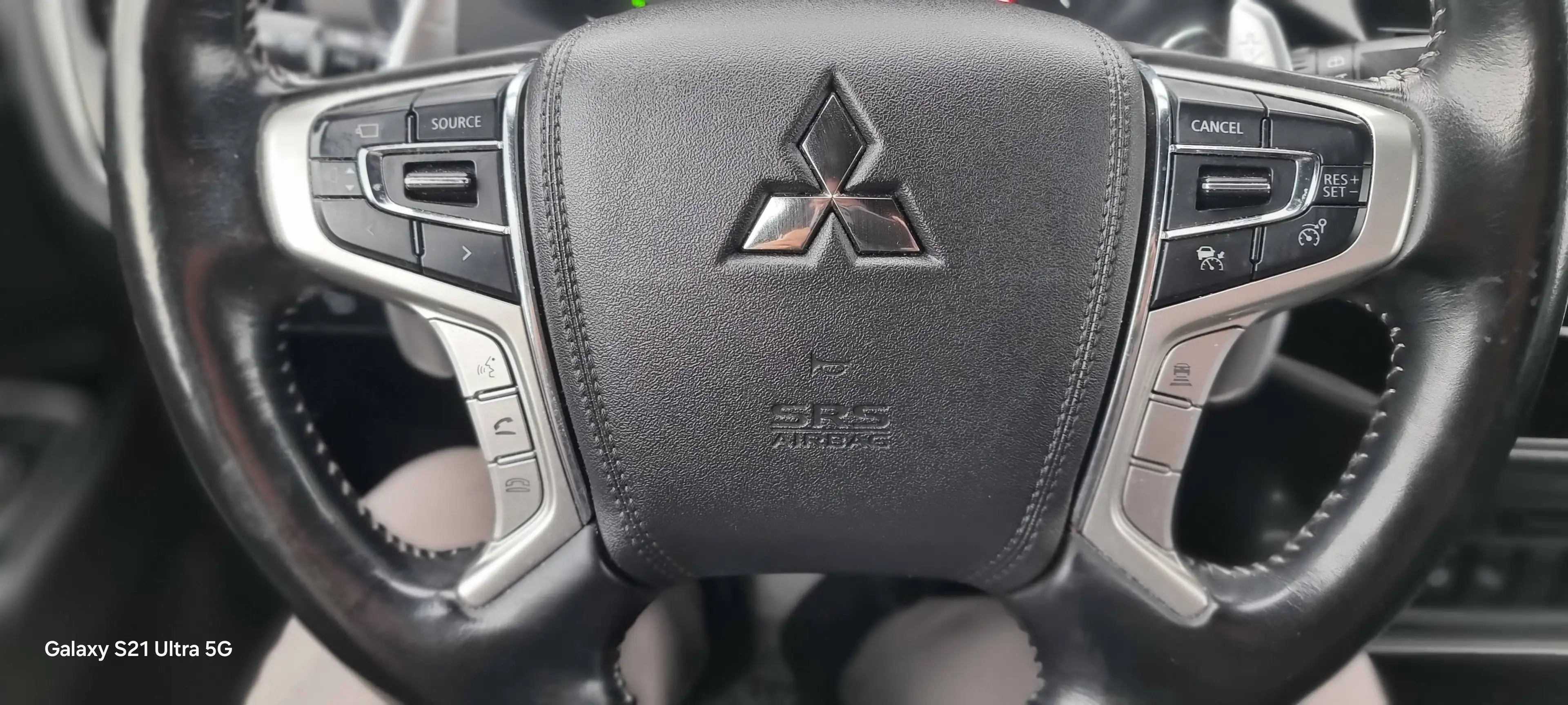 Mitsubishi Outlander Outlander 2,4 PHEV Diamond Diamond — photo 9