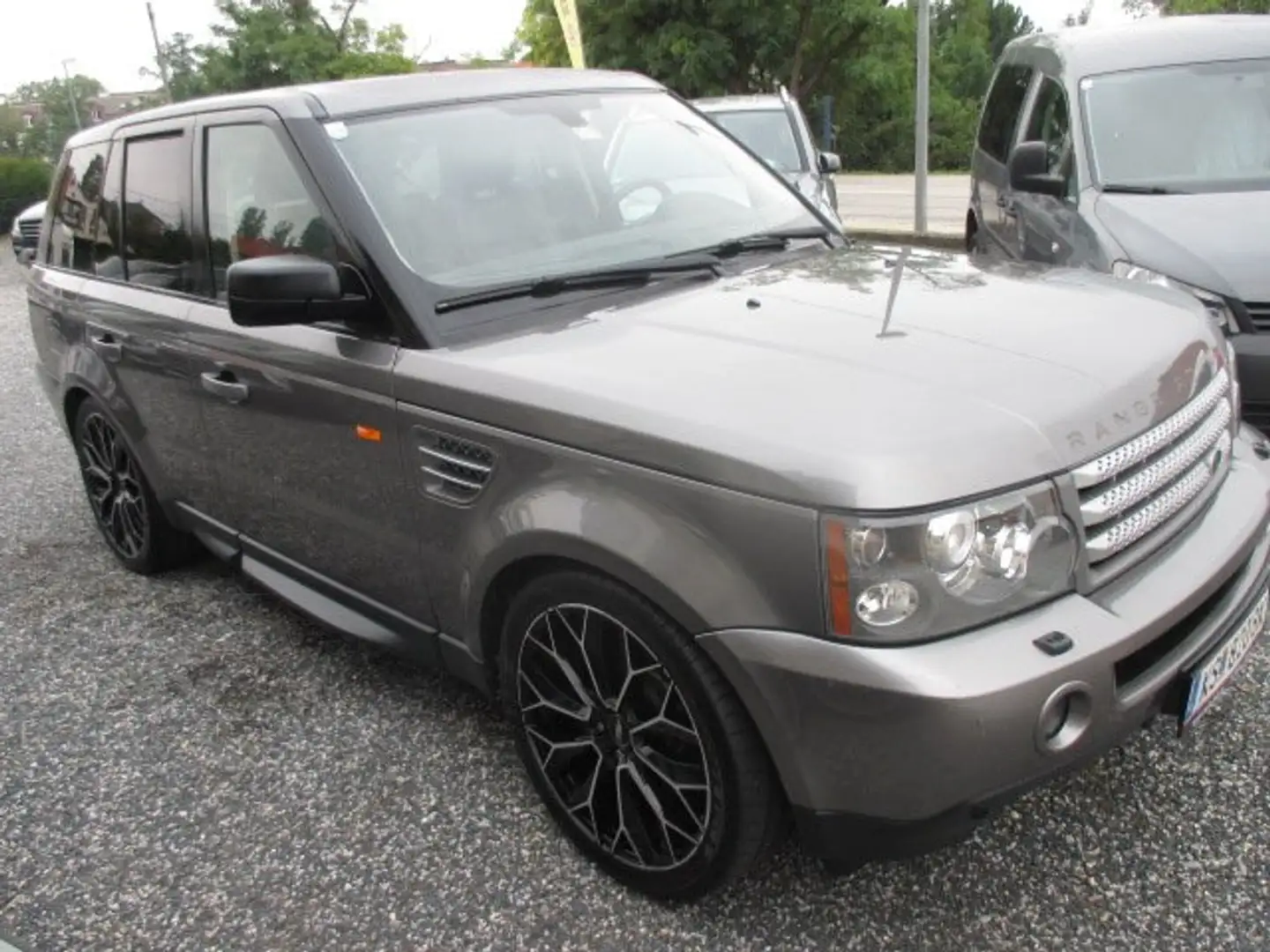 Land Rover Range Rover Sport Range Rover Sport 3,6 TdV8 HSE HSE Grau - 1