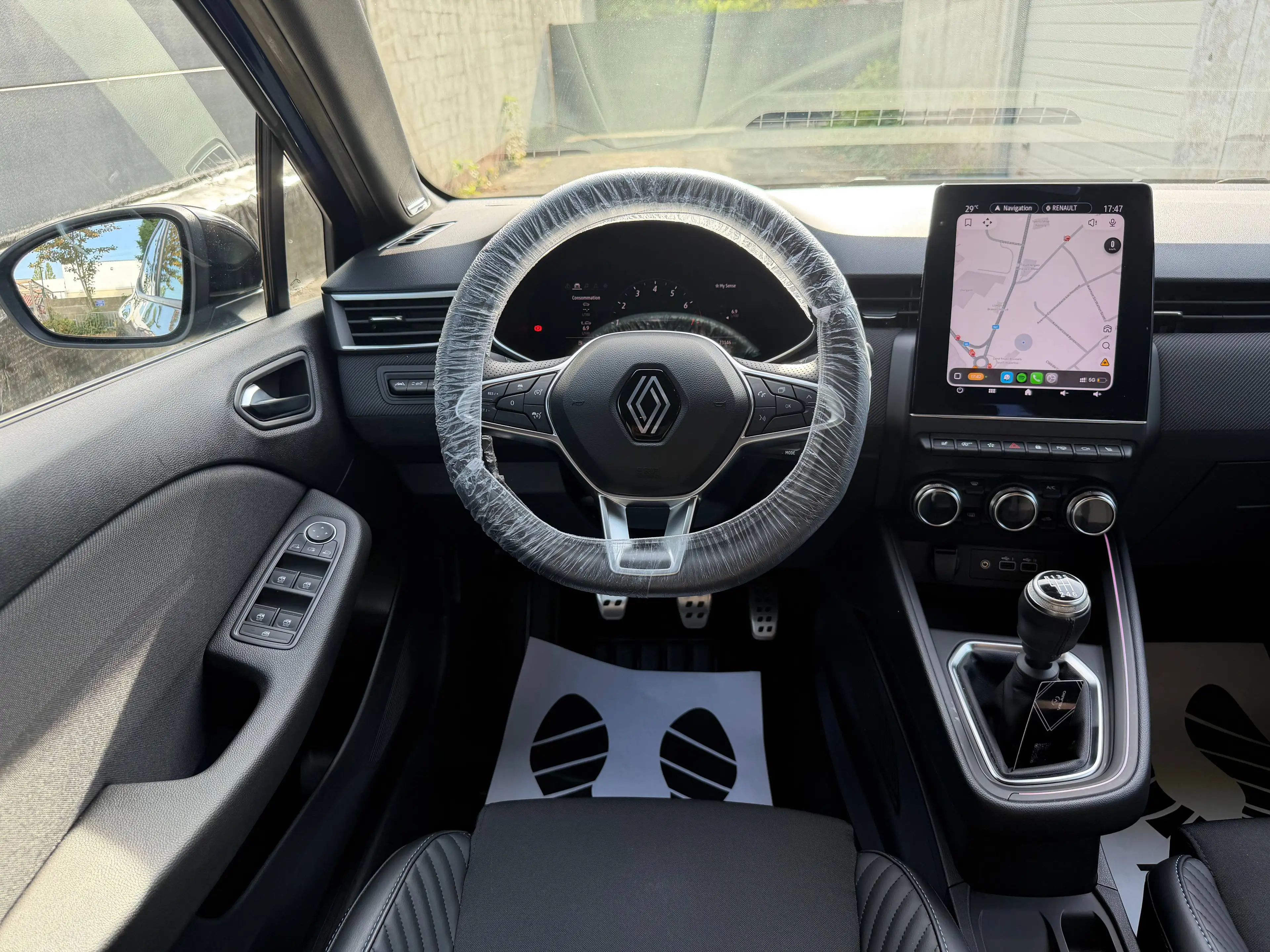 Renault Clio ESPRIT ALPINE | CAMÉRA 360° | FULL LED | BOSE | SIÈGES CHAUFFANTS — photo 10