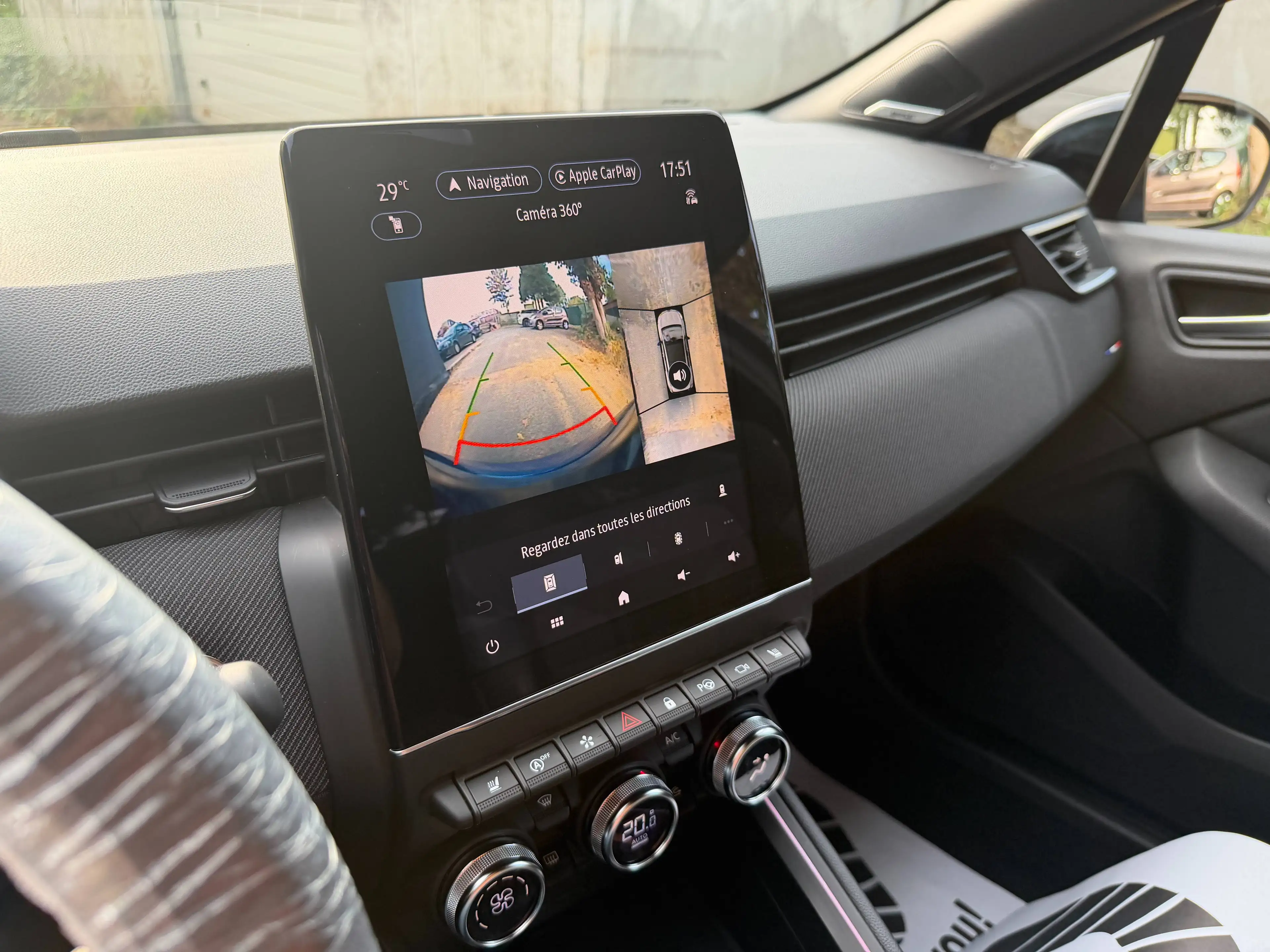 Renault Clio ESPRIT ALPINE | CAMÉRA 360° | FULL LED | BOSE | SIÈGES CHAUFFANTS — photo 13
