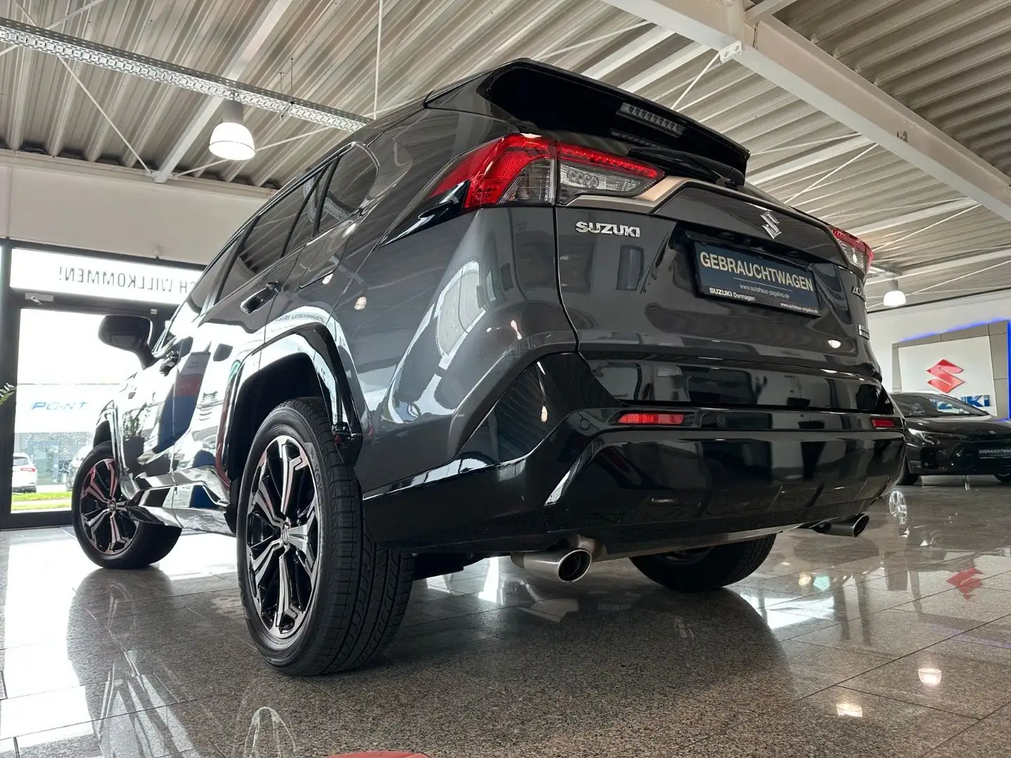 Suzuki Across 2.5 Plug-In Hybrid Comfort+ E-Four Grau - 2