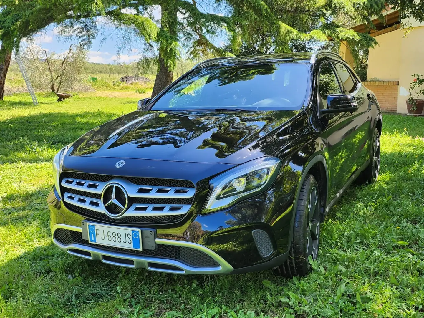 Mercedes-Benz GLA 200 GLA-X156 2017 d Executive auto Noir - 1