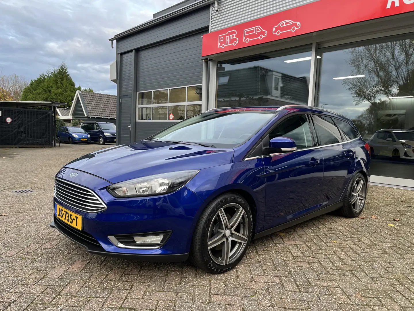 Ford Focus Wagon 1.5 Titanium Edition Cruise, Airco, PDC, LM Bleu - 2