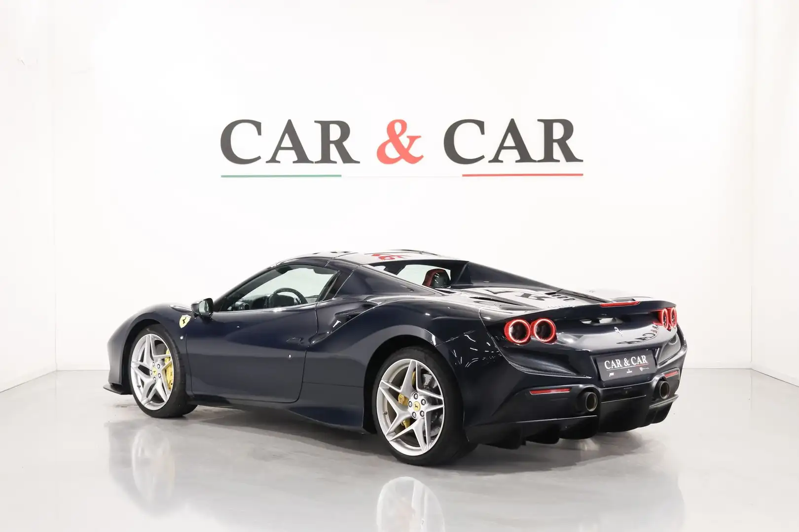 Ferrari F8 Spider Spider Mavi - 2