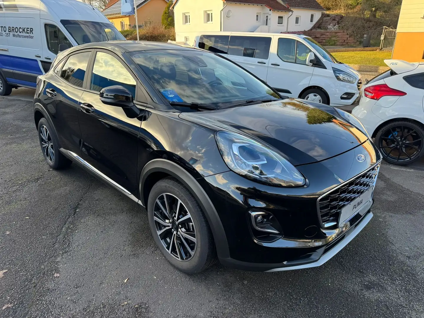 Ford Puma Titanium Design Schwarz - 2
