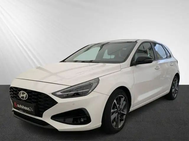 Hyundai i30 view 3