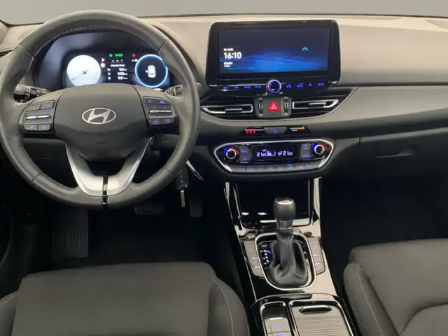 Hyundai i30 view 9