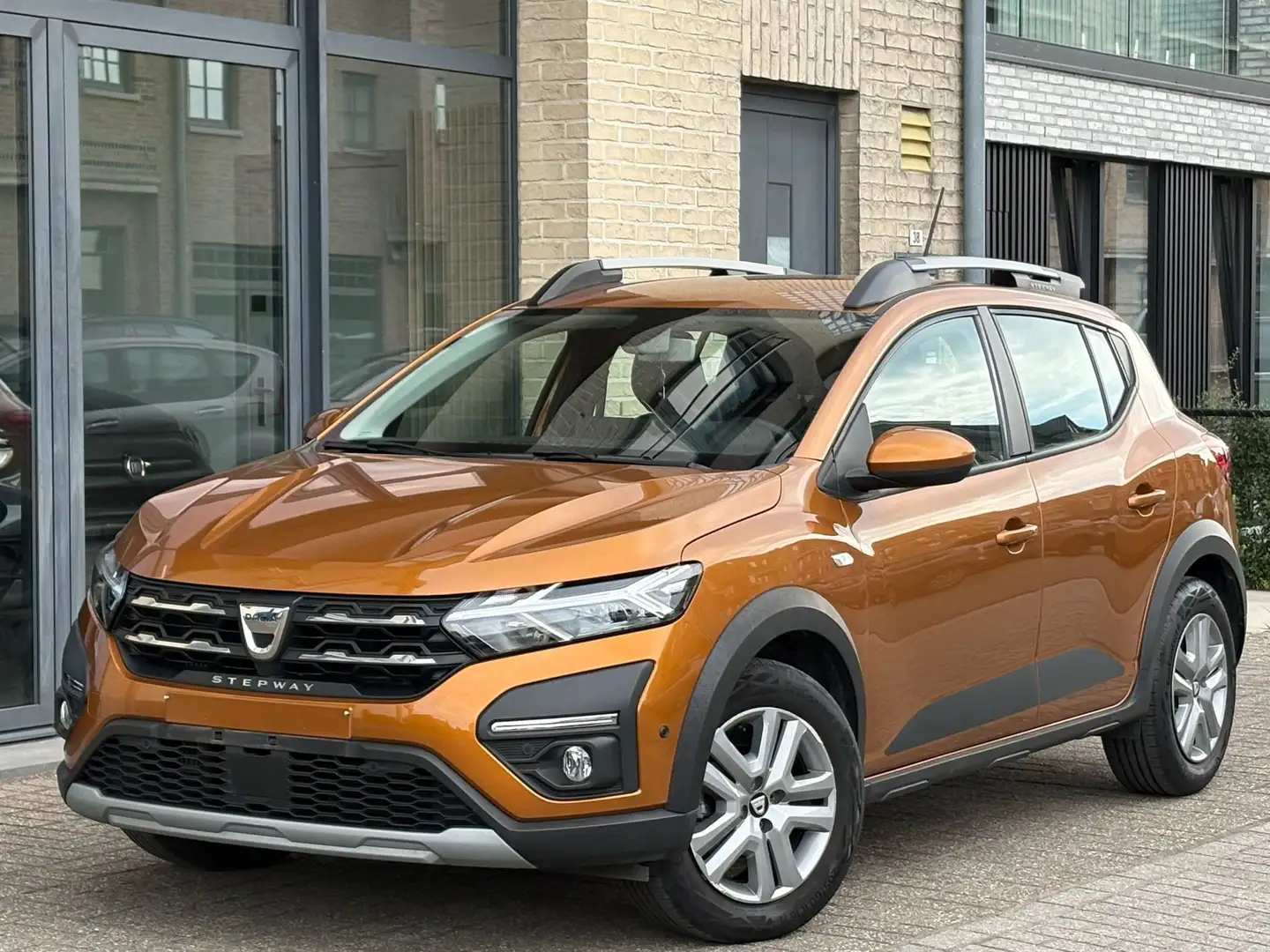 Dacia Sandero Sandero Stepway 1.0 TCe Stepway CVT *GARANTIE* Or - 1