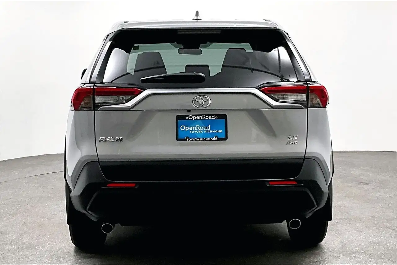Toyota RAV 4 снимка Toyota RAV 4