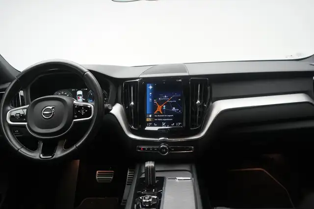 Volvo XC60 view 13