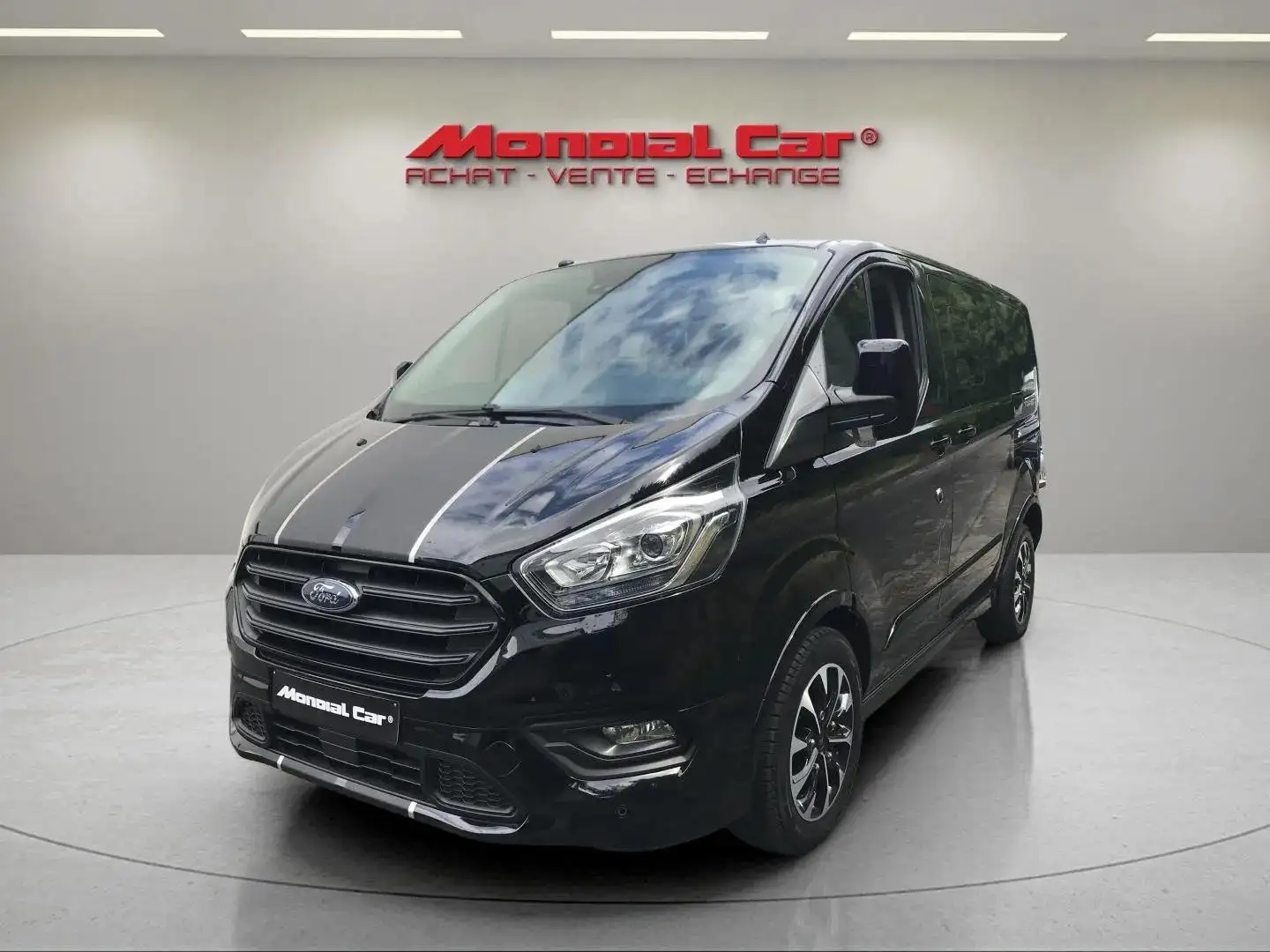 Ford Transit Custom 2.0 TDCi L1H1 Sport Double Cabine Utilitaire 5 Pl. Noir - 1
