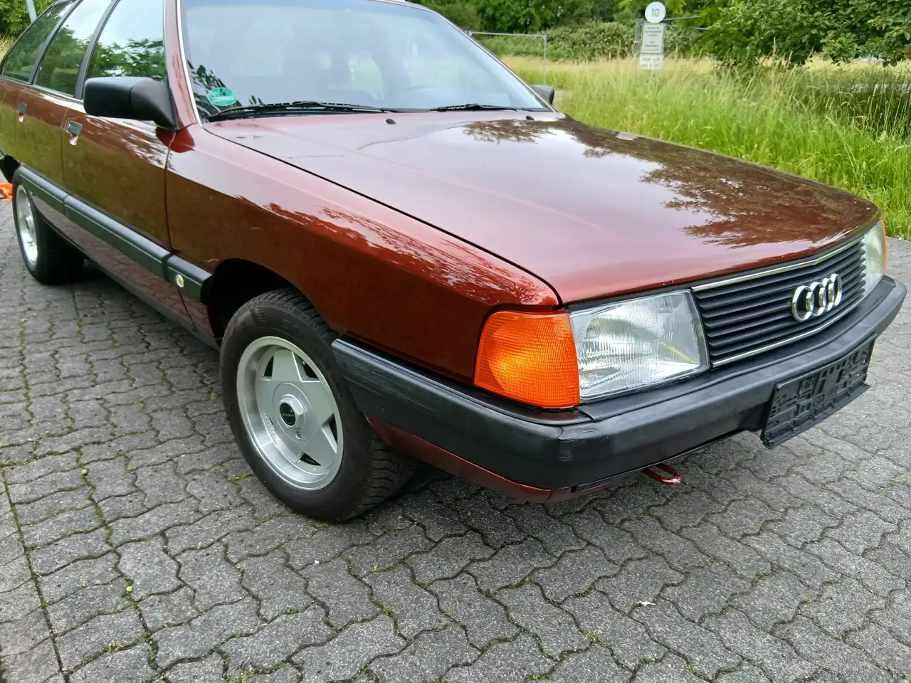 Audi 100 Avant 2.0 E, foto 2